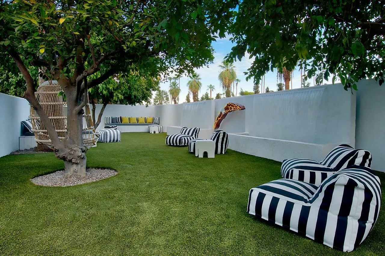 Hotel Dive Palm Springs