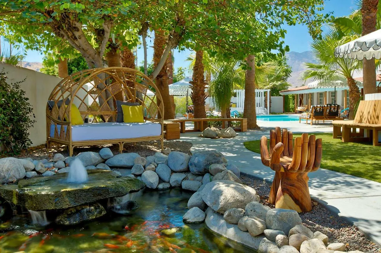Hotel Dive Palm Springs